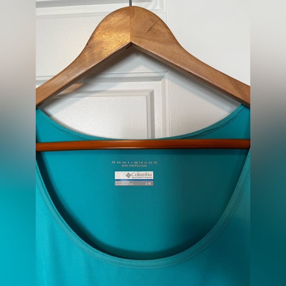 Women’s Columbia Dress - Picture 3 of 5